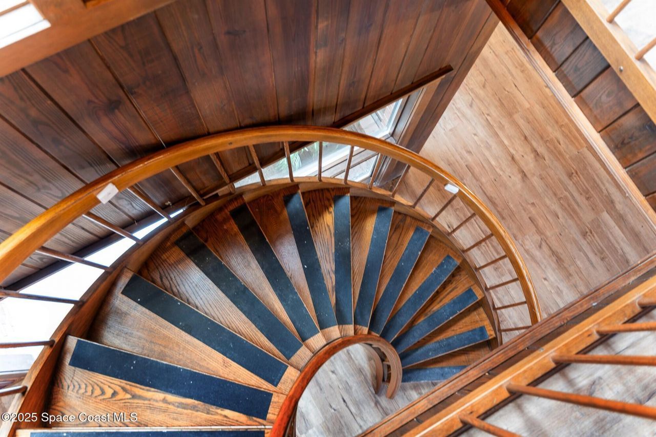 2195 S Courtenay Parkway, Merritt Island, FL 32952 Photo