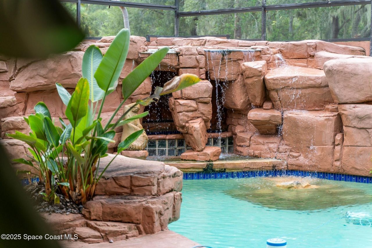 2195 S Courtenay Parkway, Merritt Island, FL 32952 Photo