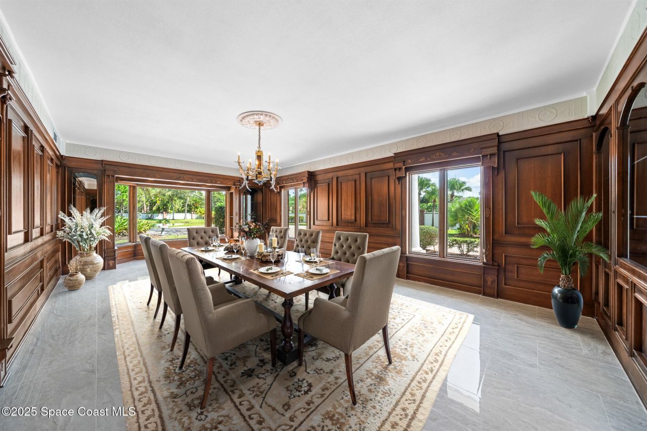 2195 S Courtenay Parkway, Merritt Island, FL 32952 Photo