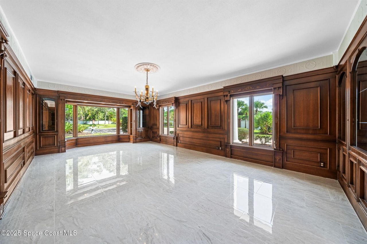 2195 S Courtenay Parkway, Merritt Island, FL 32952 Photo