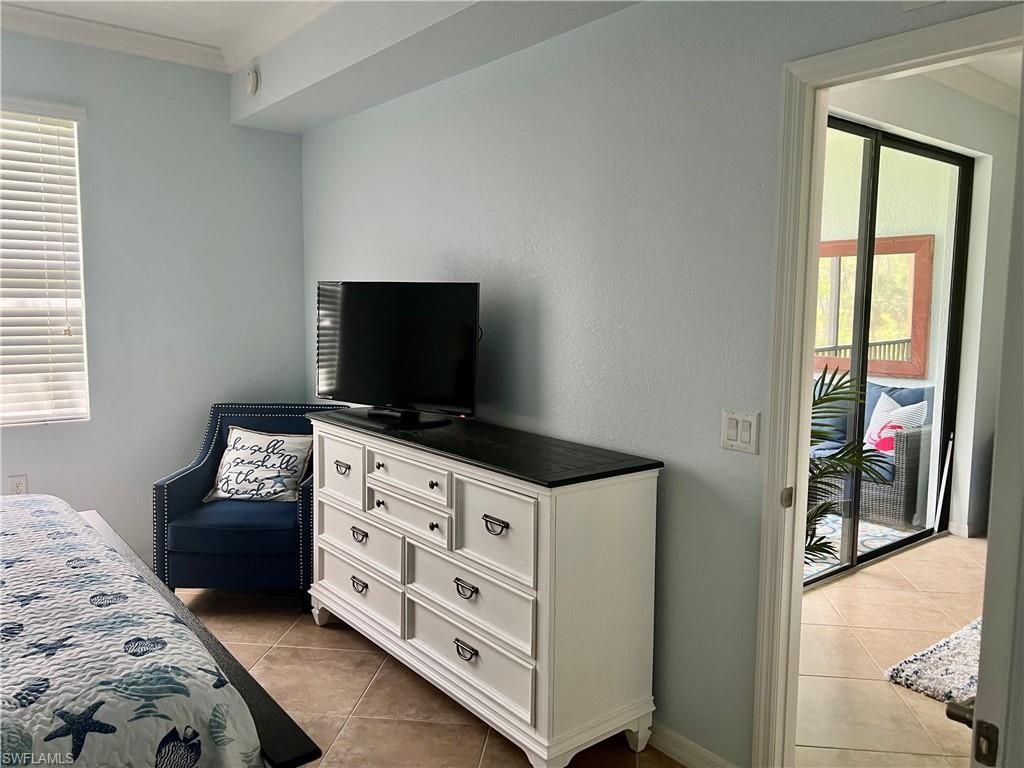 9715 Acqua Ct, Unit 125, Naples, FL 34113 Photo
