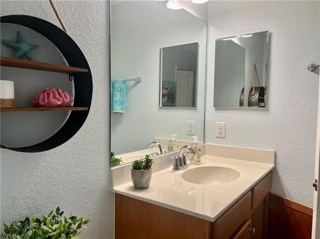 9715 Acqua Ct, Unit 125, Naples, FL 34113 Photo