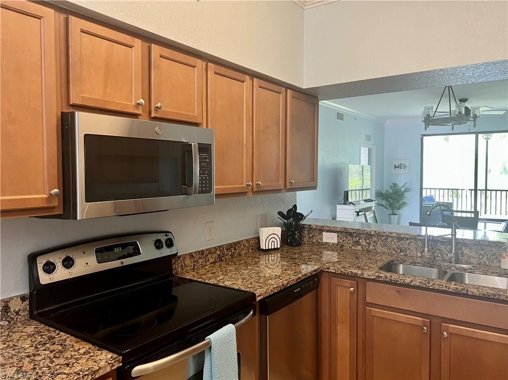 9715 Acqua Ct, Unit 125, Naples, FL 34113 Photo