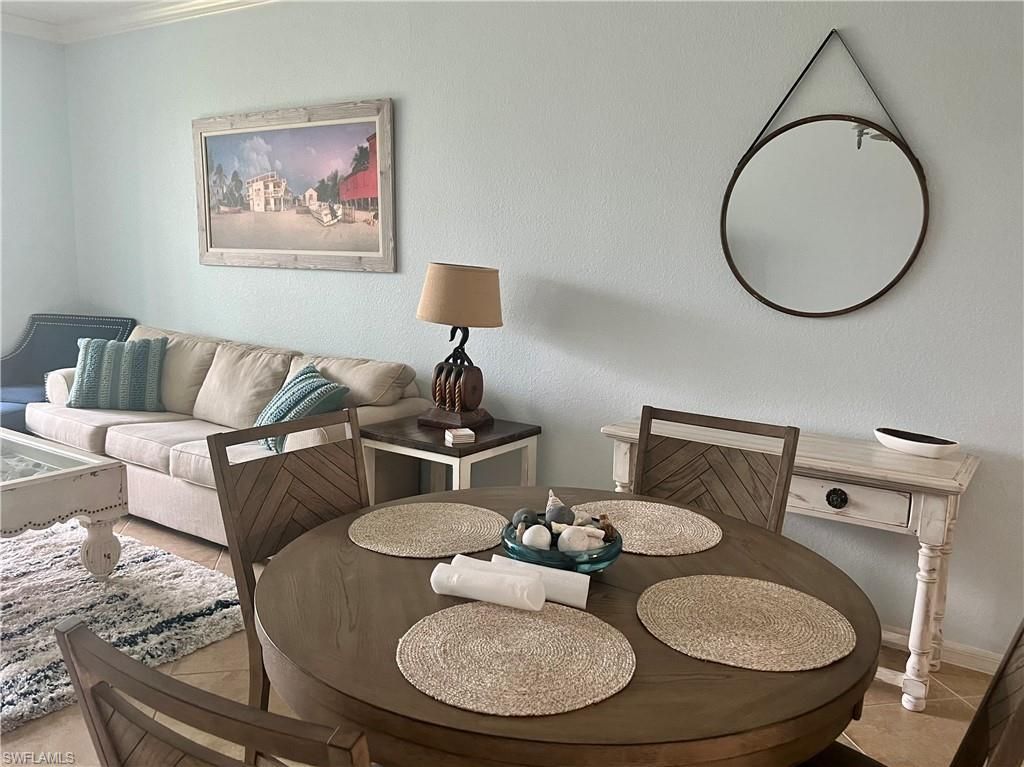 9715 Acqua Ct, Unit 125, Naples, FL 34113 Photo