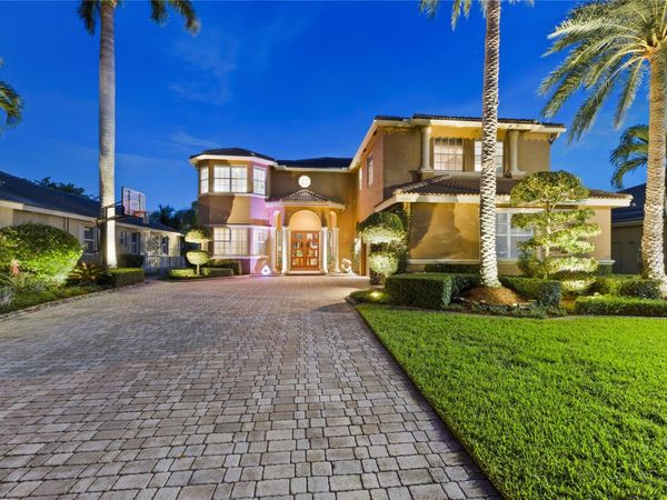 12064 NW 49th Dr, Coral Springs, FL 33076