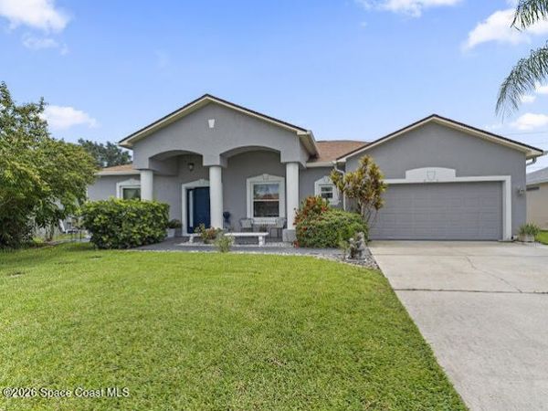813 Del Mar Circle, Melbourne, FL 32904