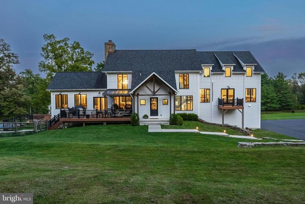 3689 FIRE LANE, BETHLEHEM, PA 18015