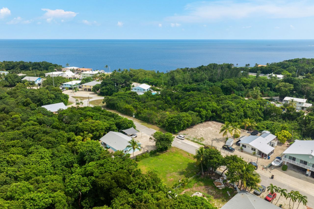 23 Palm Drive, Key Largo, FL 33037 Photo