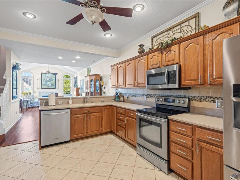 1616 Crossing Boulevard, Circleville, OH 43113 Photo 6