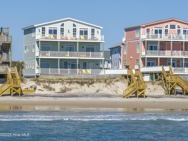 39 Porpoise Place, North Topsail Beach, NC 28460