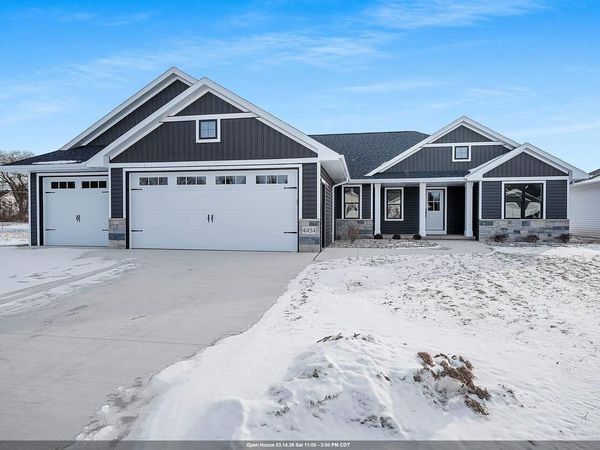 4454 NATURE, Howard, WI 54313