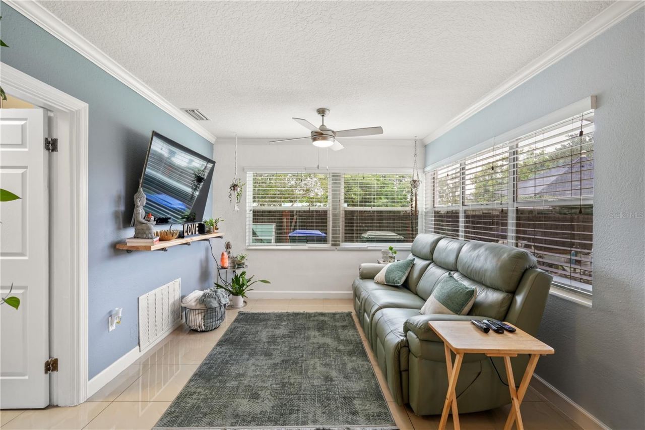 2211 Beatrice Drive, Orlando, FL 32810 Photo