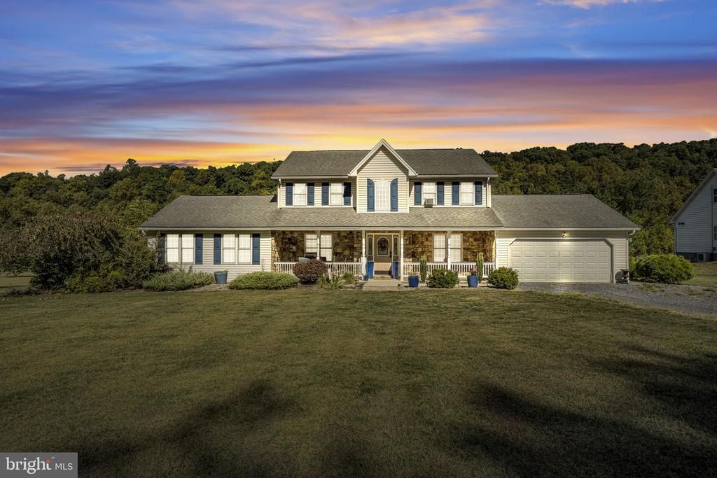 310 GREENBRIAR ROAD, ELLIOTTSBURG, PA 17024