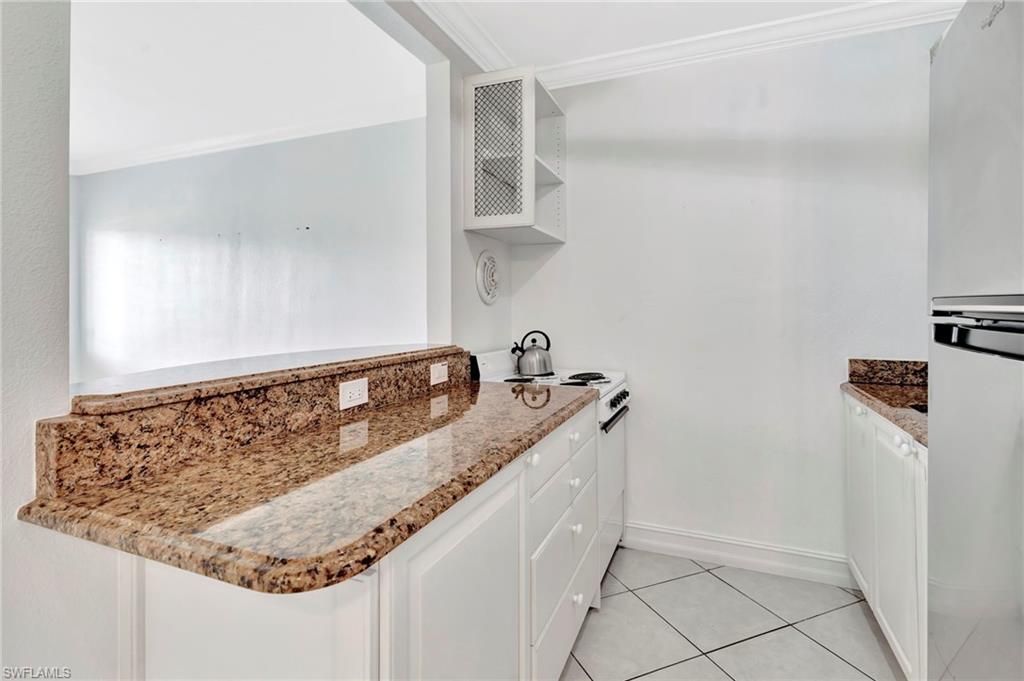 421 12th Ave S, Unit A4, Naples, FL 34102 Photo