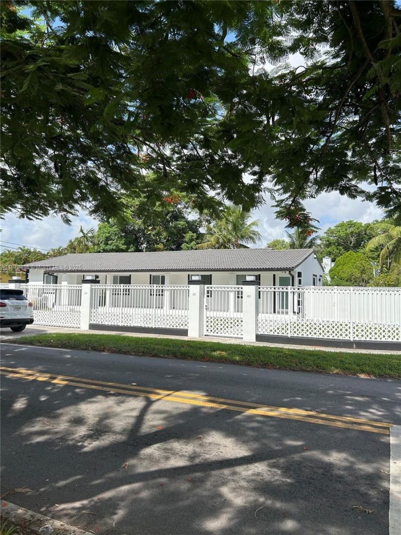 400 SW 47th Ave, Miami, FL 33134 Photo