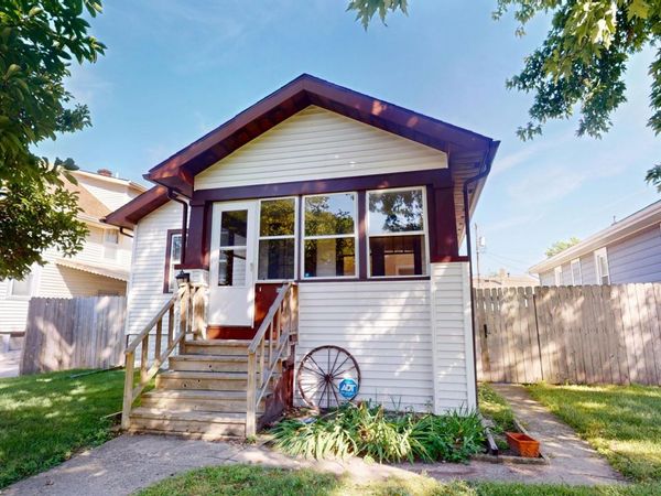 6621 Monroe Avenue, Hammond, IN 46324