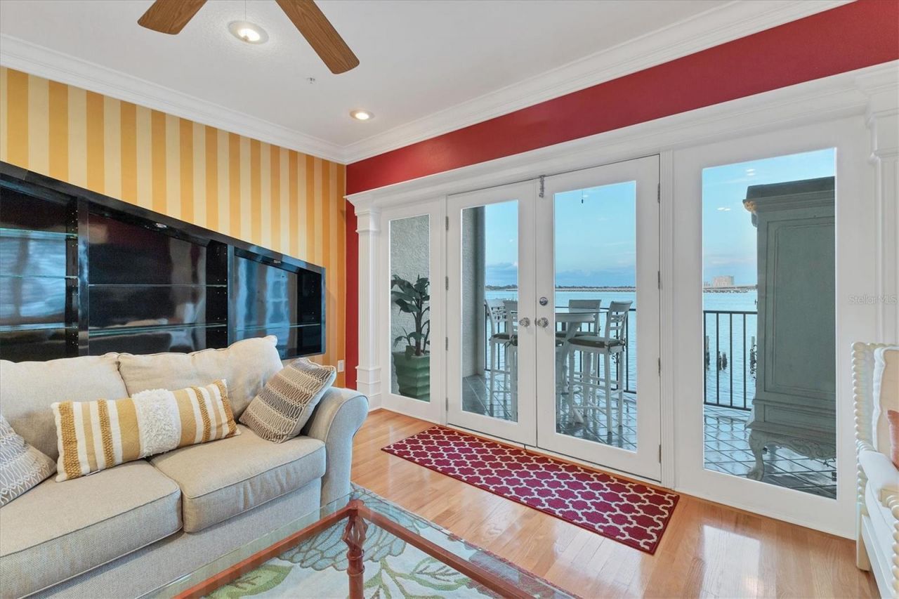 1602 Point Pleasant Avenue W, Bradenton, FL 34205 Photo