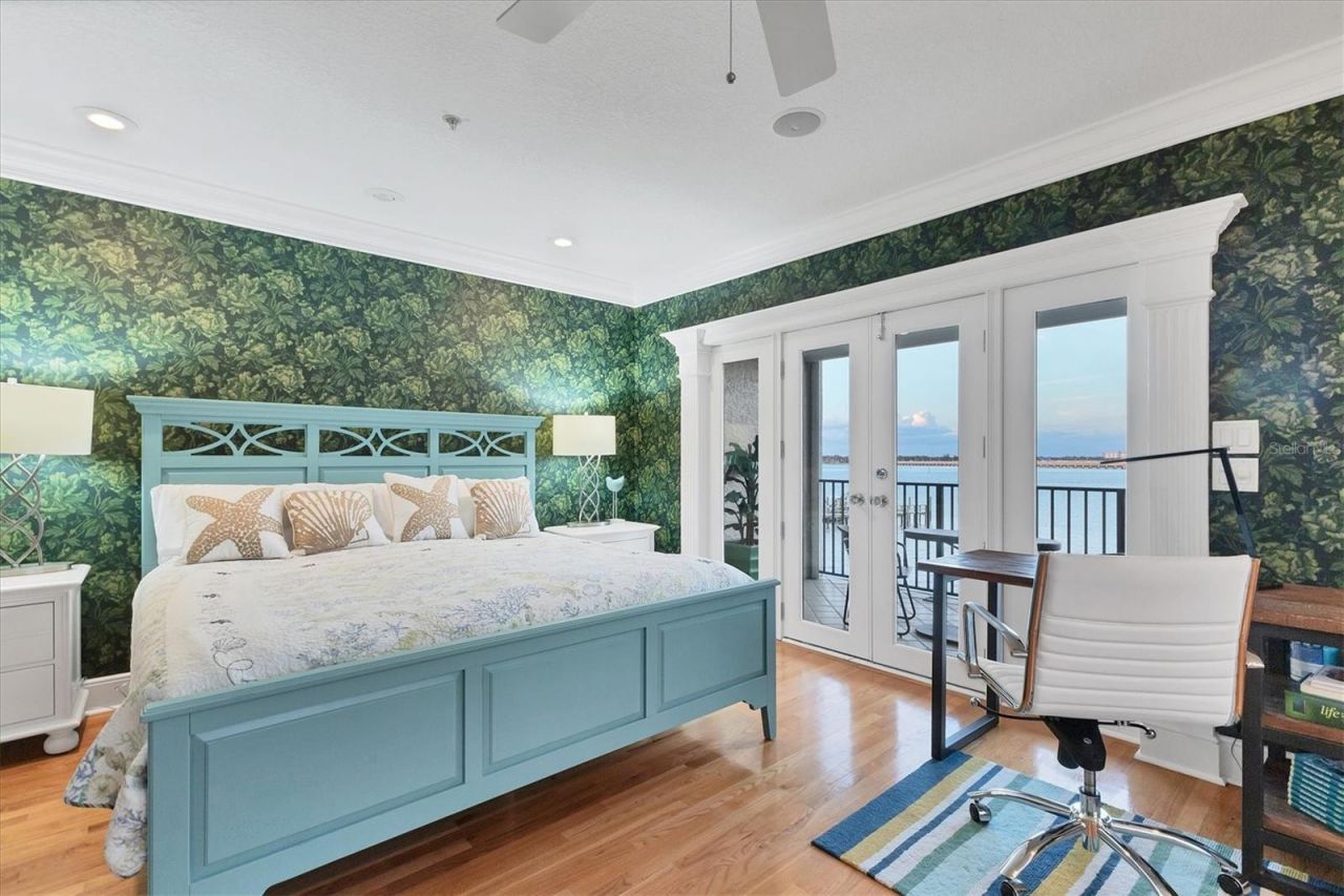 1602 Point Pleasant Avenue W, Bradenton, FL 34205 Photo