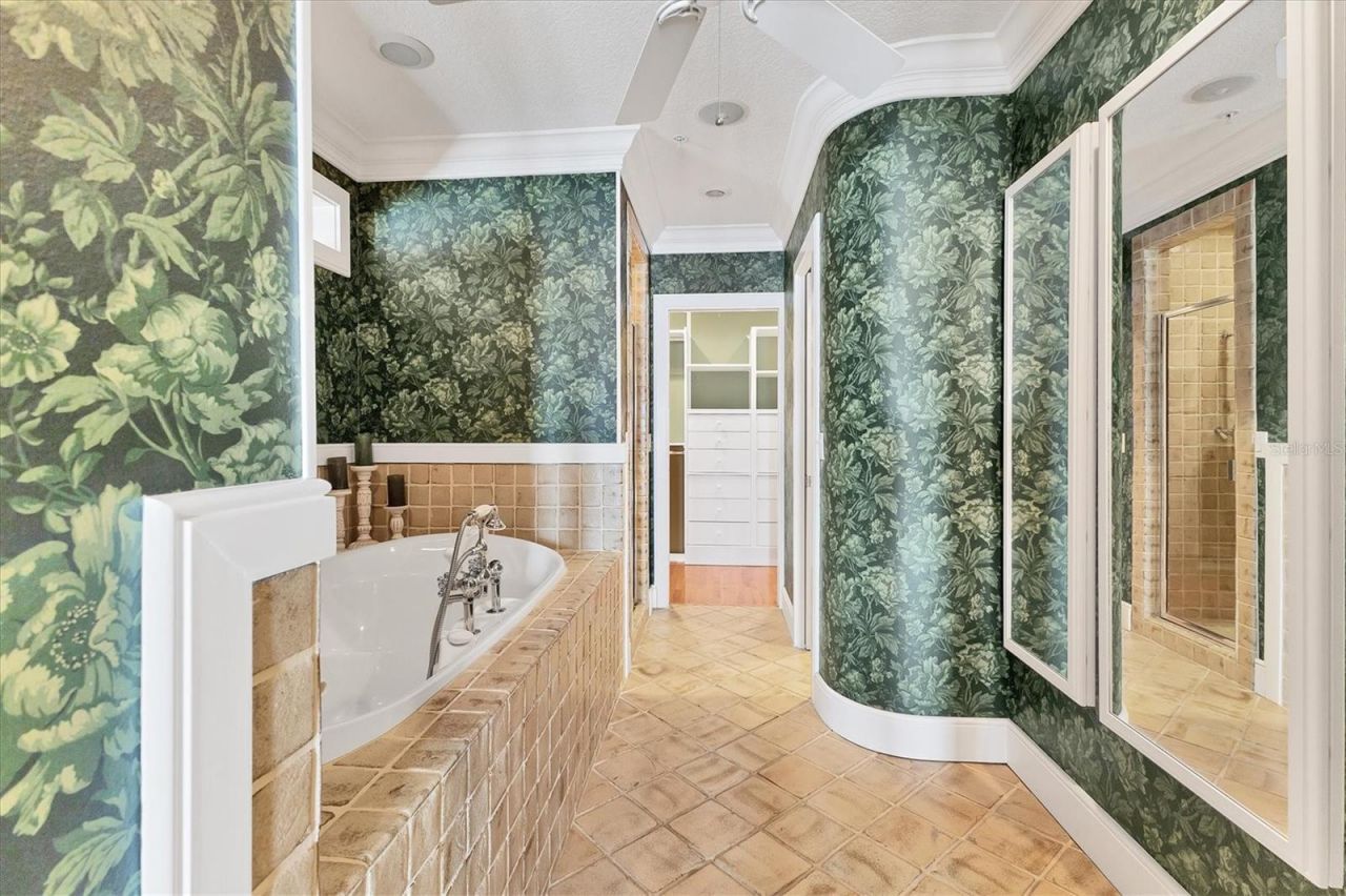 1602 Point Pleasant Avenue W, Bradenton, FL 34205 Photo