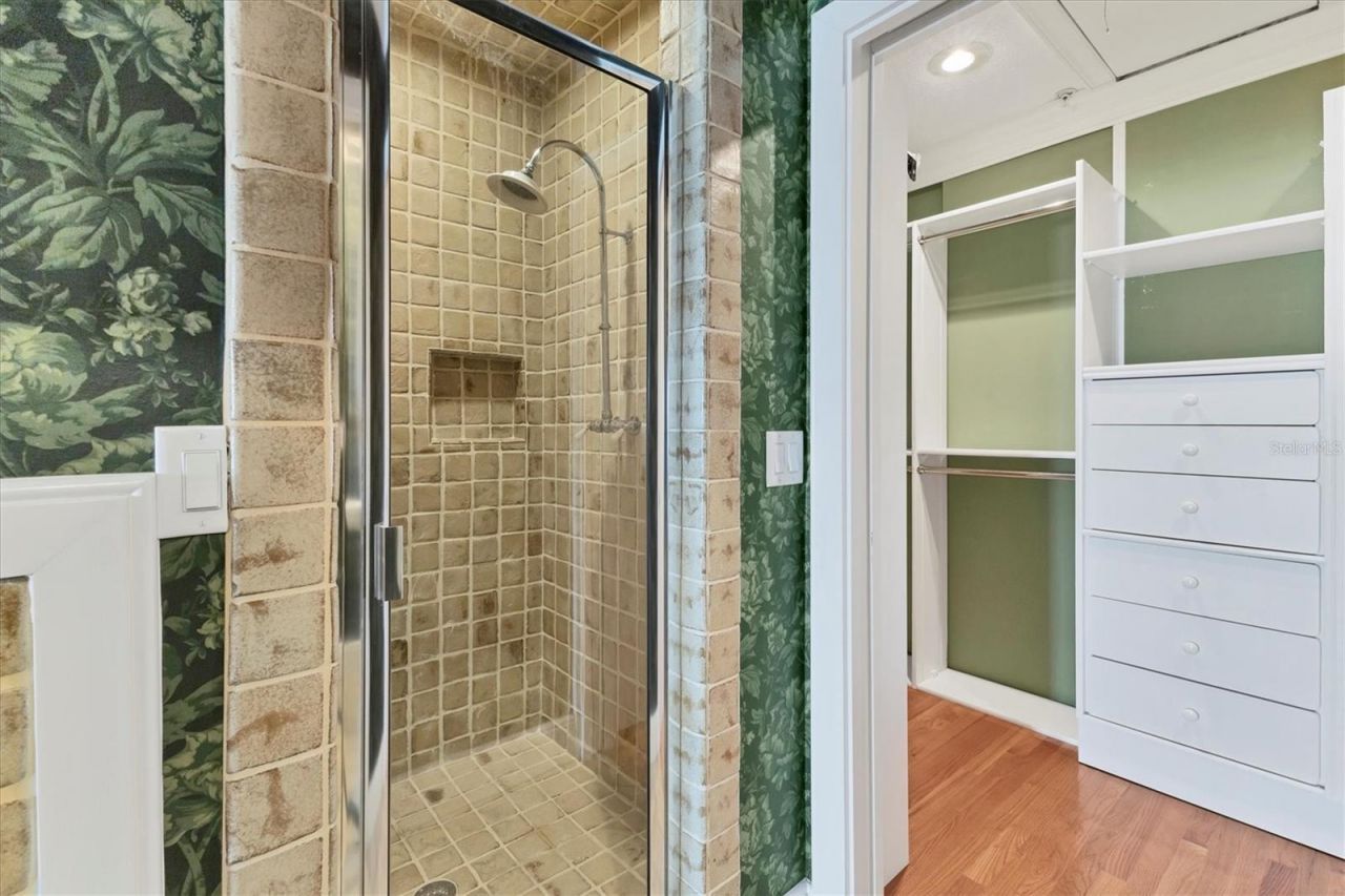 1602 Point Pleasant Avenue W, Bradenton, FL 34205 Photo