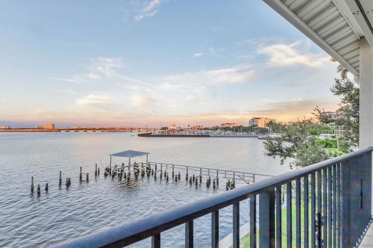 1602 Point Pleasant Avenue W, Bradenton, FL 34205 Photo