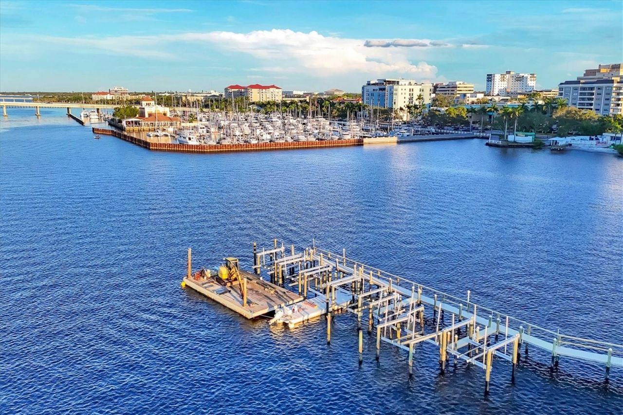 1602 Point Pleasant Avenue W, Bradenton, FL 34205 Photo