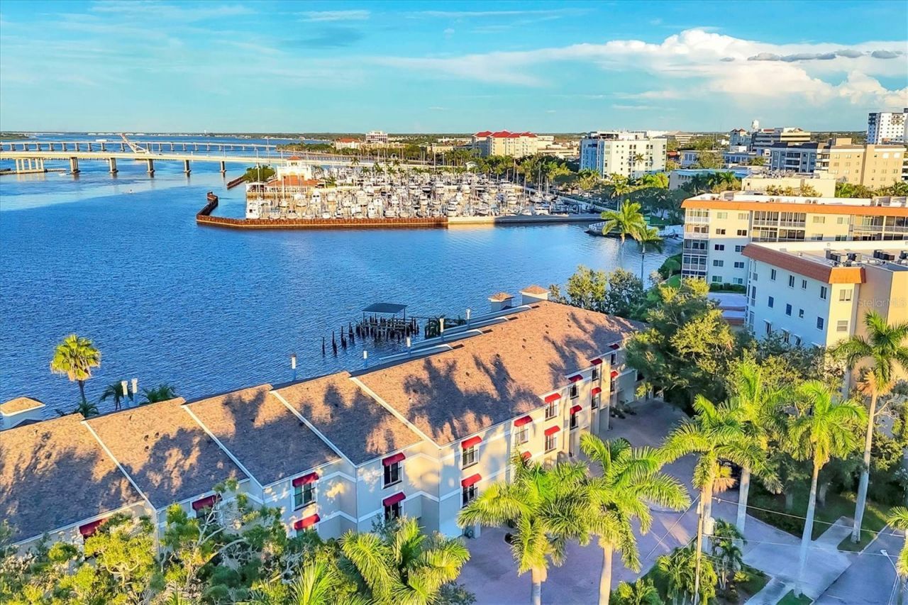 1602 Point Pleasant Avenue W, Bradenton, FL 34205 Photo