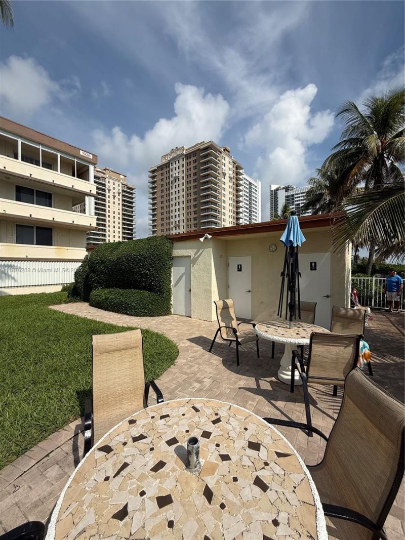 1936 S Ocean Dr, Unit 4C, Hallandale Beach, FL 33009 Photo