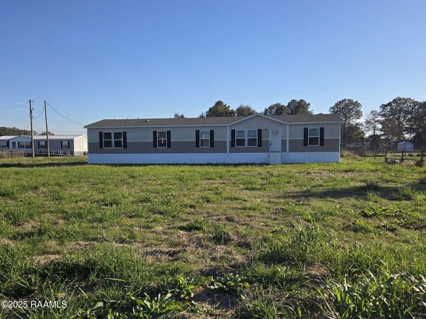 1130-B Nassans Road, St. Martinville, LA 70582
