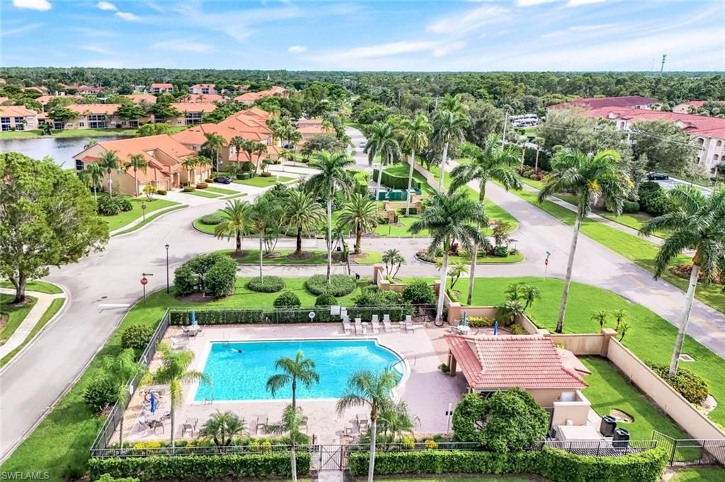 6635 Huntington Lakes Cir, Unit 202, Naples, FL 34119 Photo