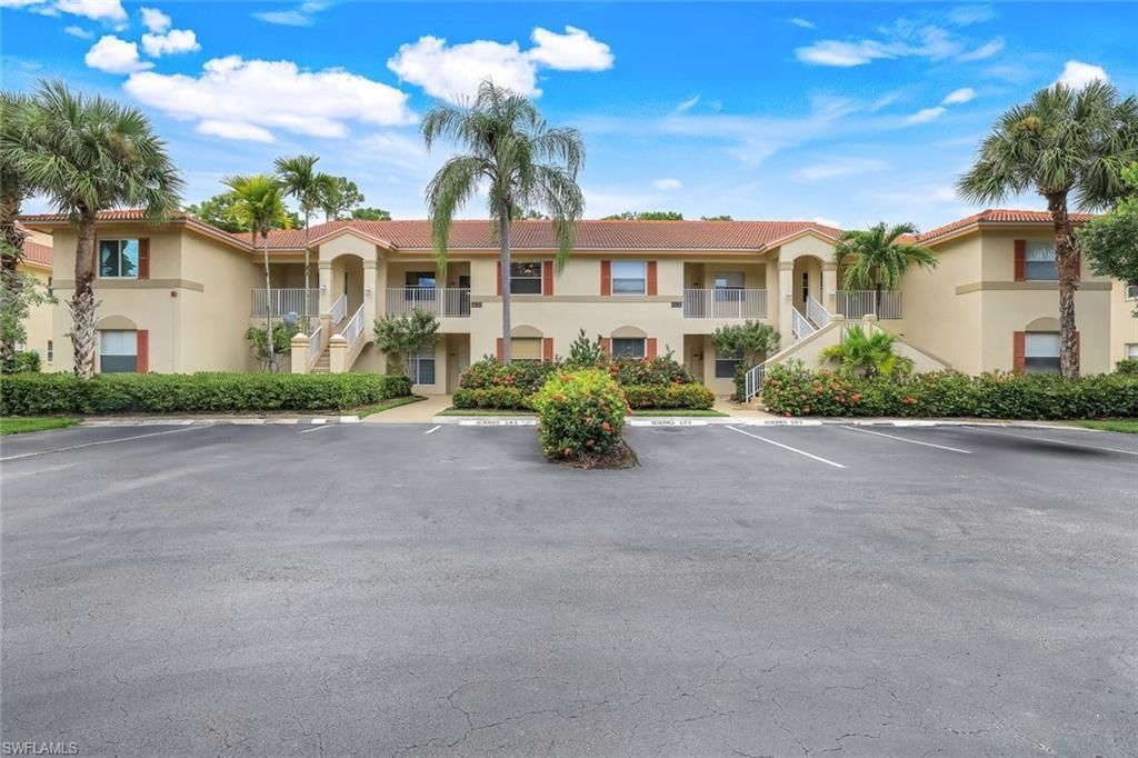 6635 Huntington Lakes Cir, Unit 202, Naples, FL 34119 Photo