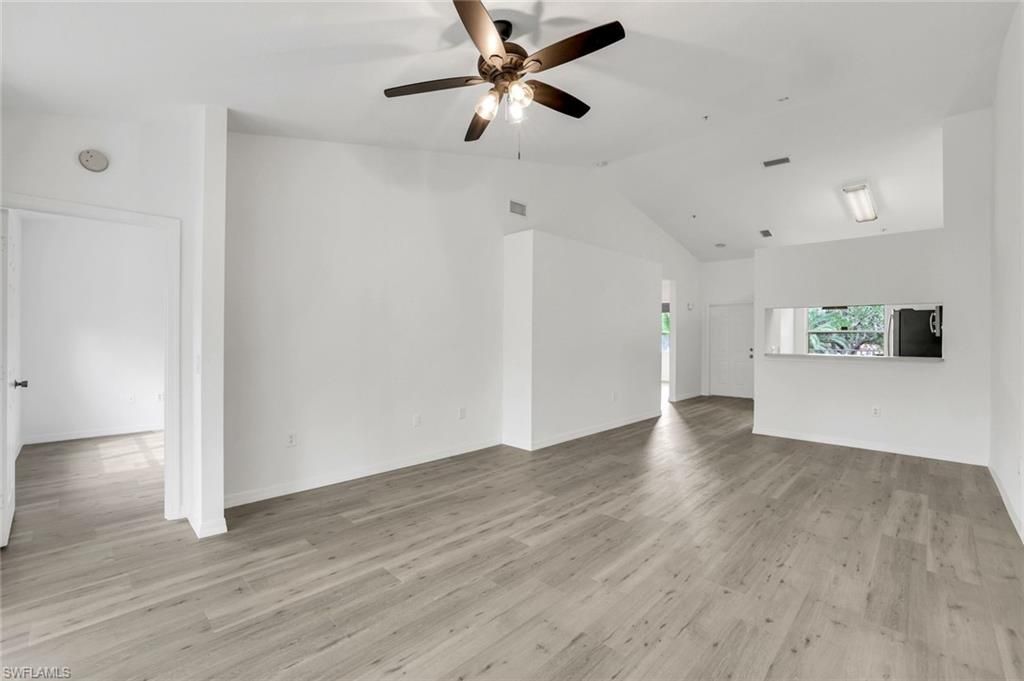 6635 Huntington Lakes Cir, Unit 202, Naples, FL 34119 Photo