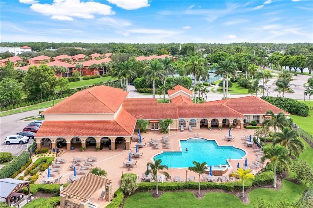 6635 Huntington Lakes Cir, Unit 202, Naples, FL 34119 Photo