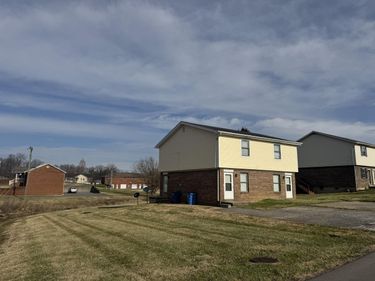 99-103 E Jefferson, Danville, KY 40422