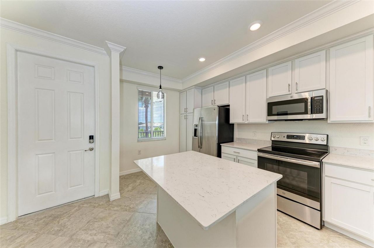 1010 Tidewater Shores Loop, Unit 304, Bradenton, FL 34208 Photo