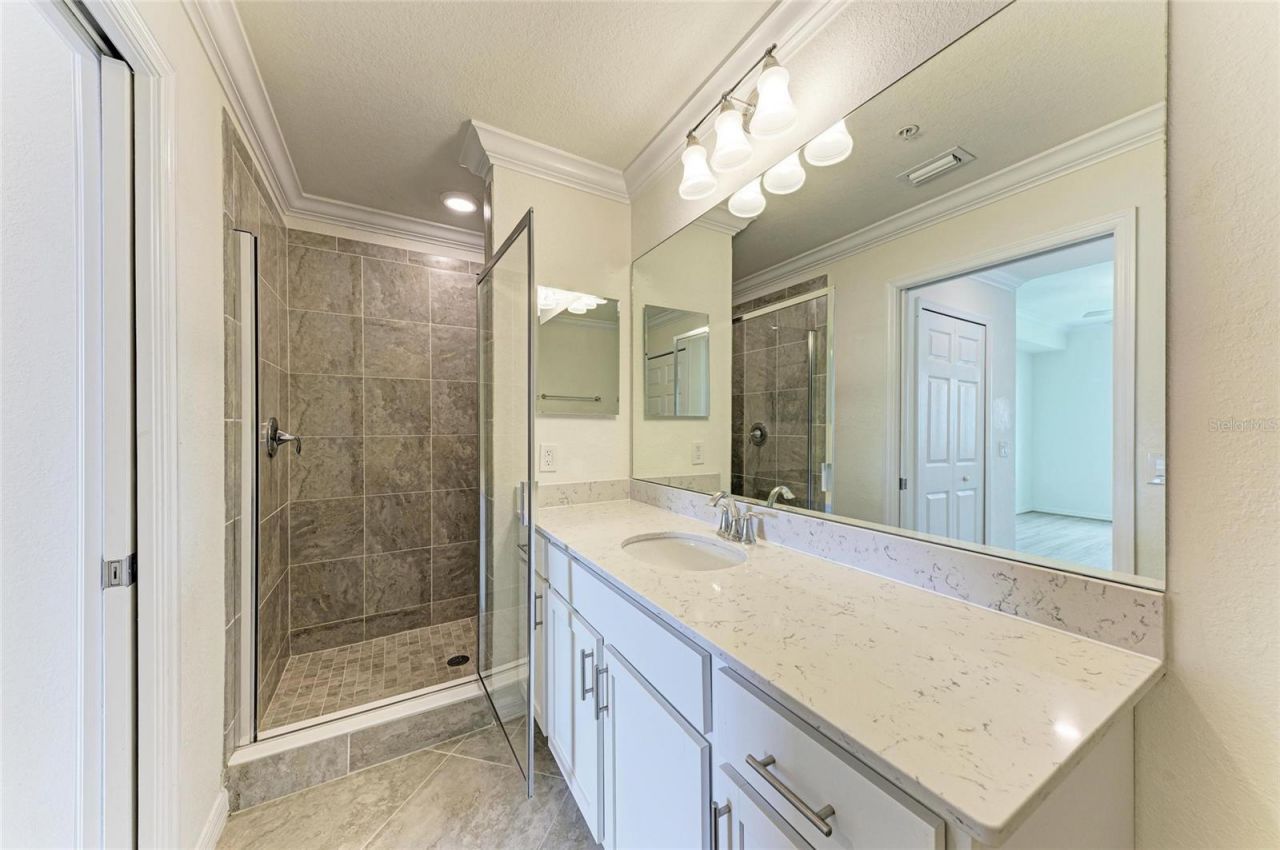 1010 Tidewater Shores Loop, Unit 304, Bradenton, FL 34208 Photo