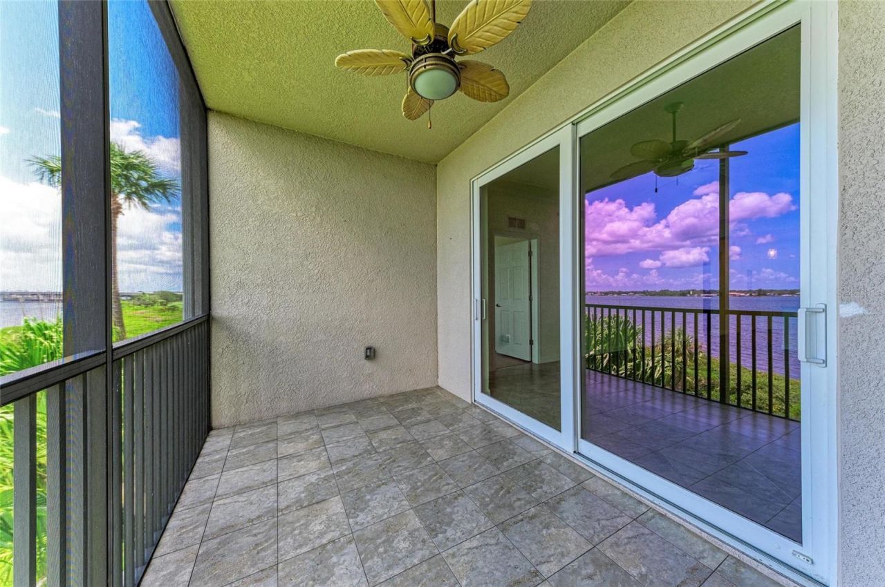 1010 Tidewater Shores Loop, Unit 304, Bradenton, FL 34208 Photo