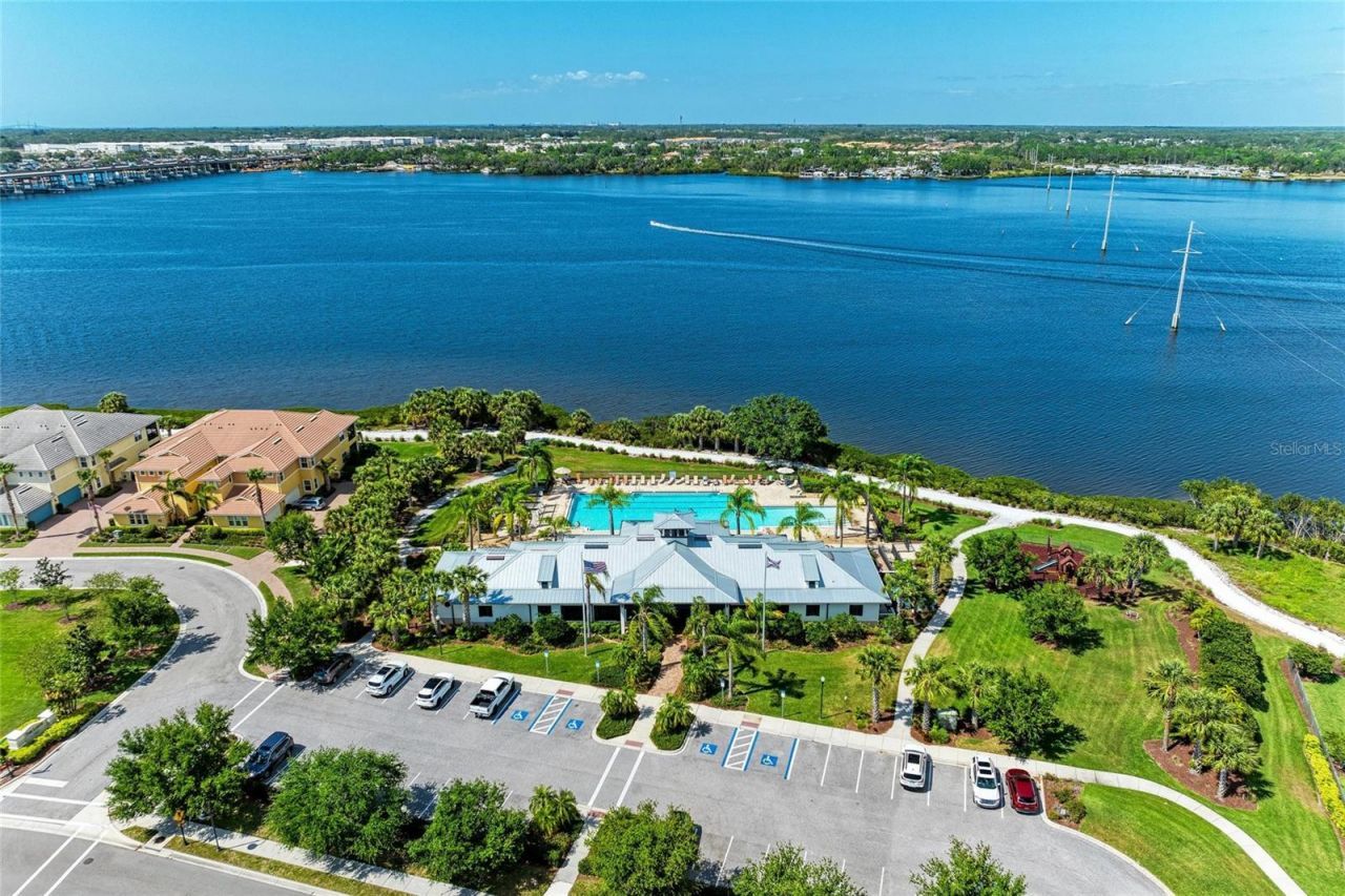 1010 Tidewater Shores Loop, Unit 304, Bradenton, FL 34208 Photo