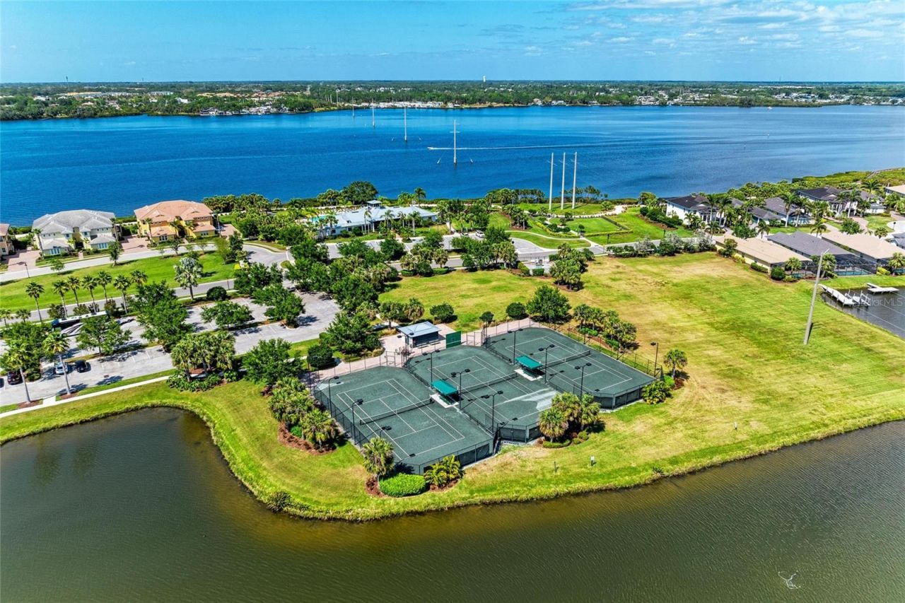 1010 Tidewater Shores Loop, Unit 304, Bradenton, FL 34208 Photo