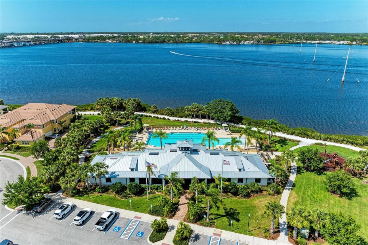 1010 Tidewater Shores Loop, Unit 304, Bradenton, FL 34208 Photo