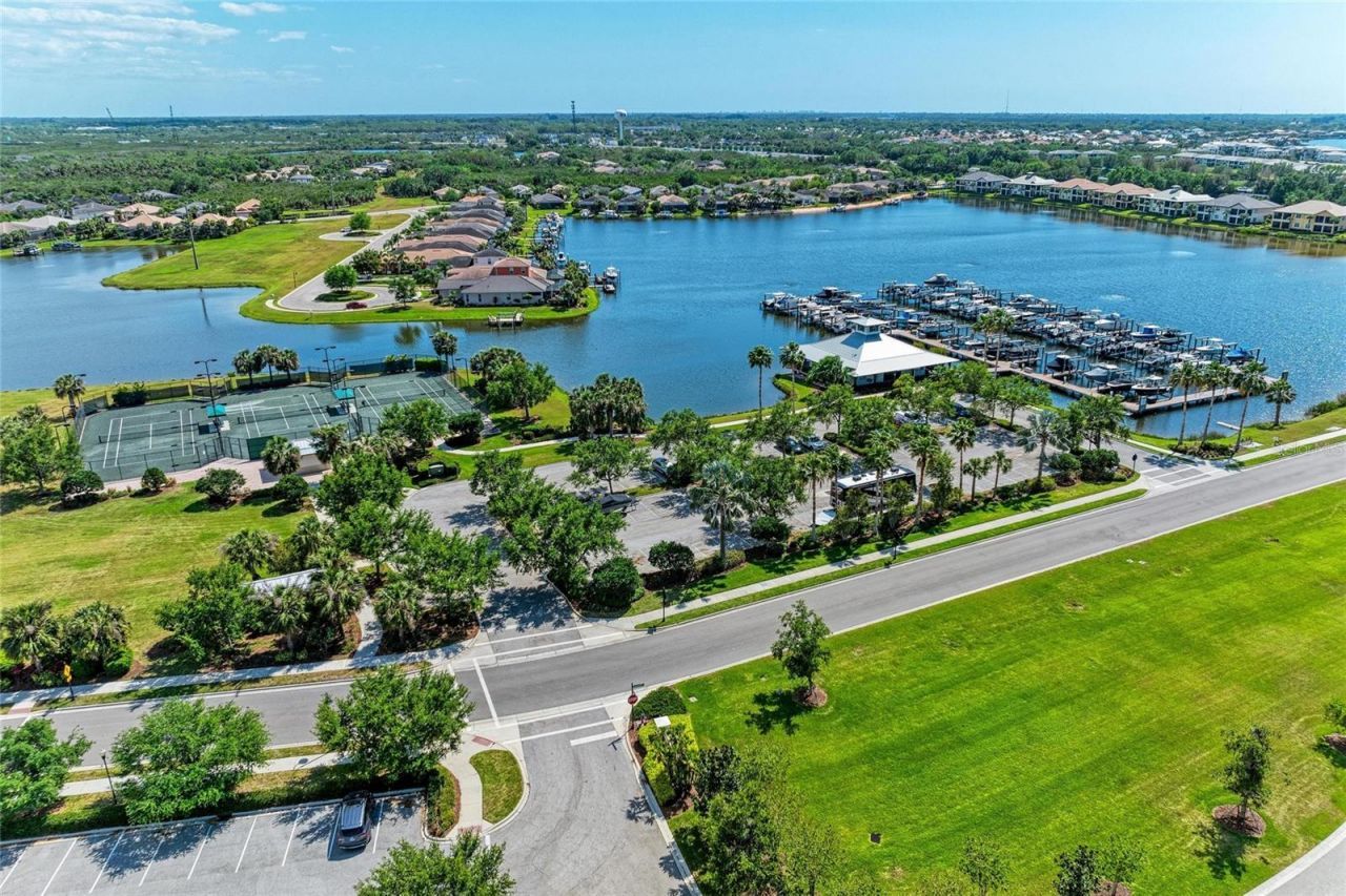 1010 Tidewater Shores Loop, Unit 304, Bradenton, FL 34208 Photo