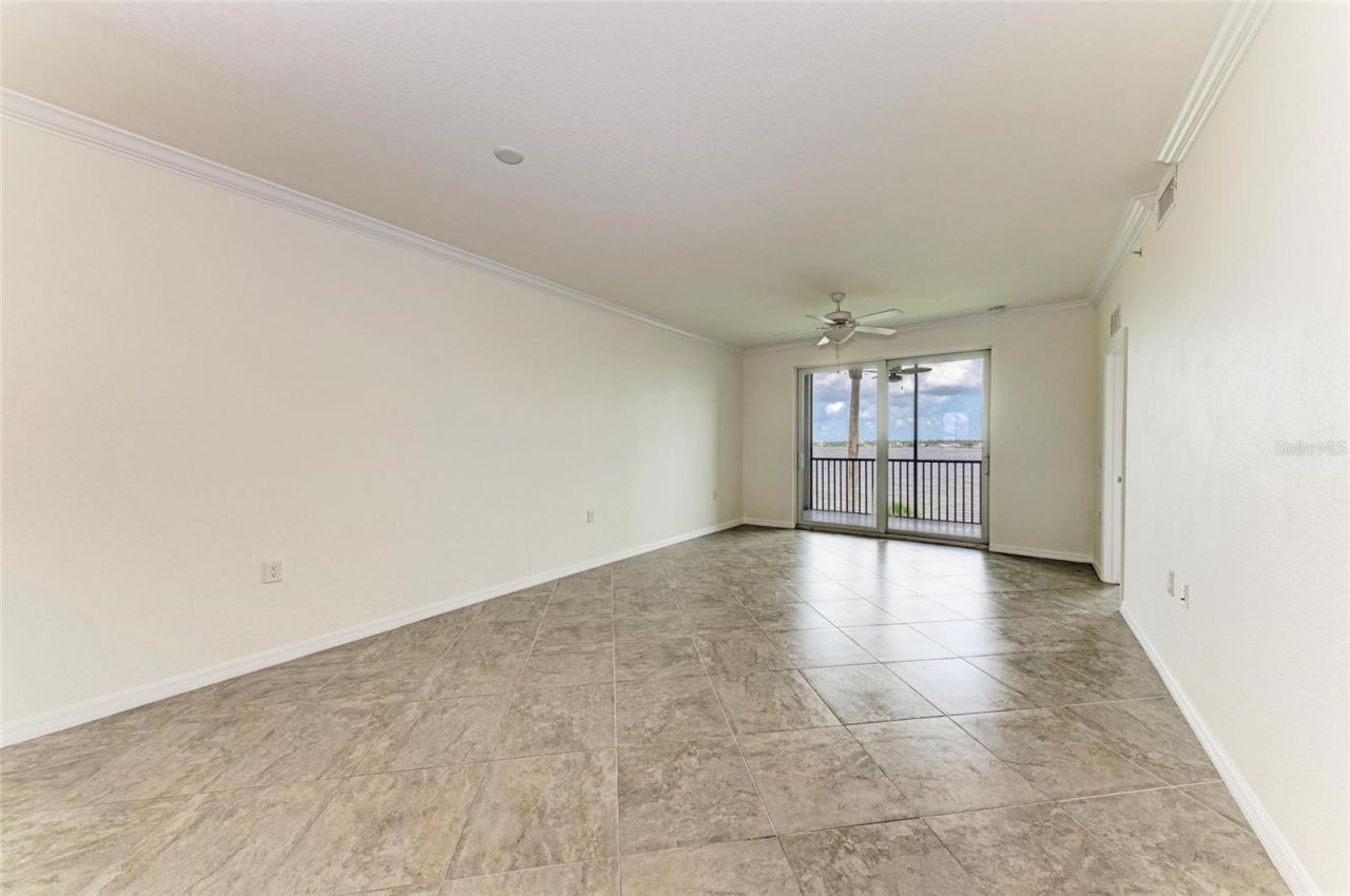 1010 Tidewater Shores Loop, Unit 304, Bradenton, FL 34208 Photo