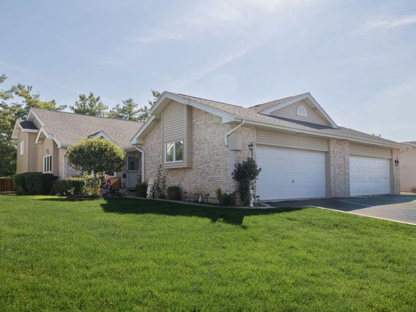 16231 Lake Villa Avenue, Tinley Park, IL 60477