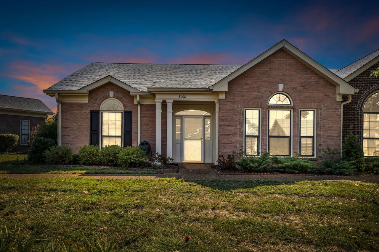 8008 Sunrise Cir Franklin, TN 37067