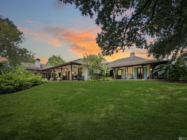 1525 Brame Dr, Baton Rouge, LA 70808