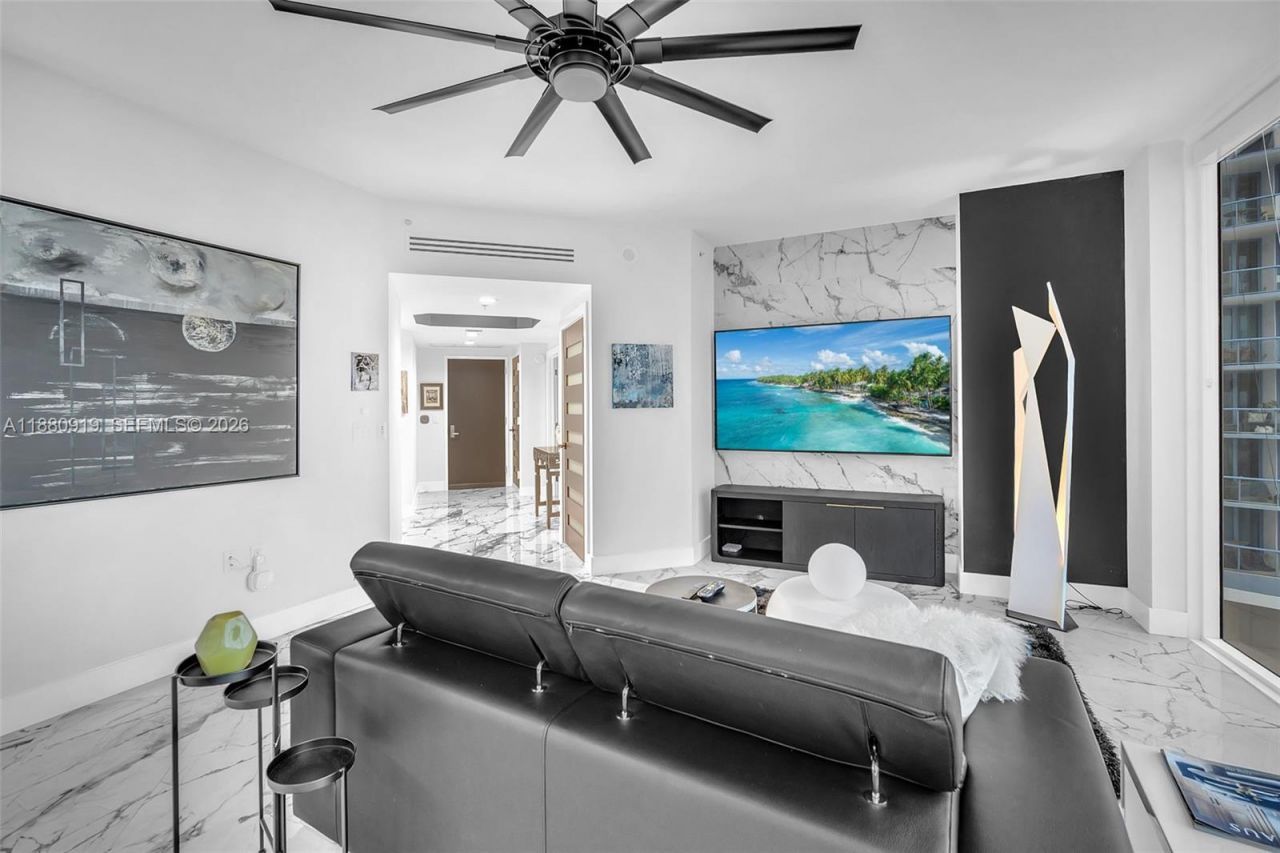 333 Las Olas Way, Unit 1207, Fort Lauderdale, FL 33301 Photo