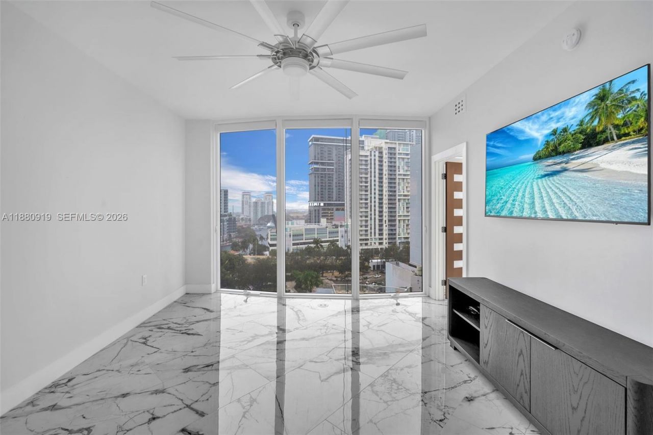 333 Las Olas Way, Unit 1207, Fort Lauderdale, FL 33301 Photo