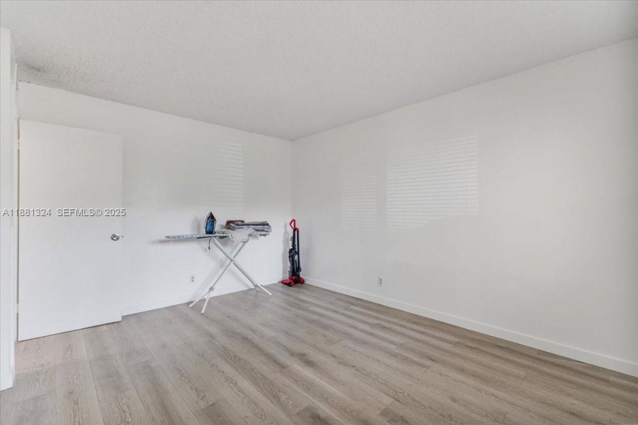 16273 Laurel Dr, Unit 7, Weston, FL 33326 Photo