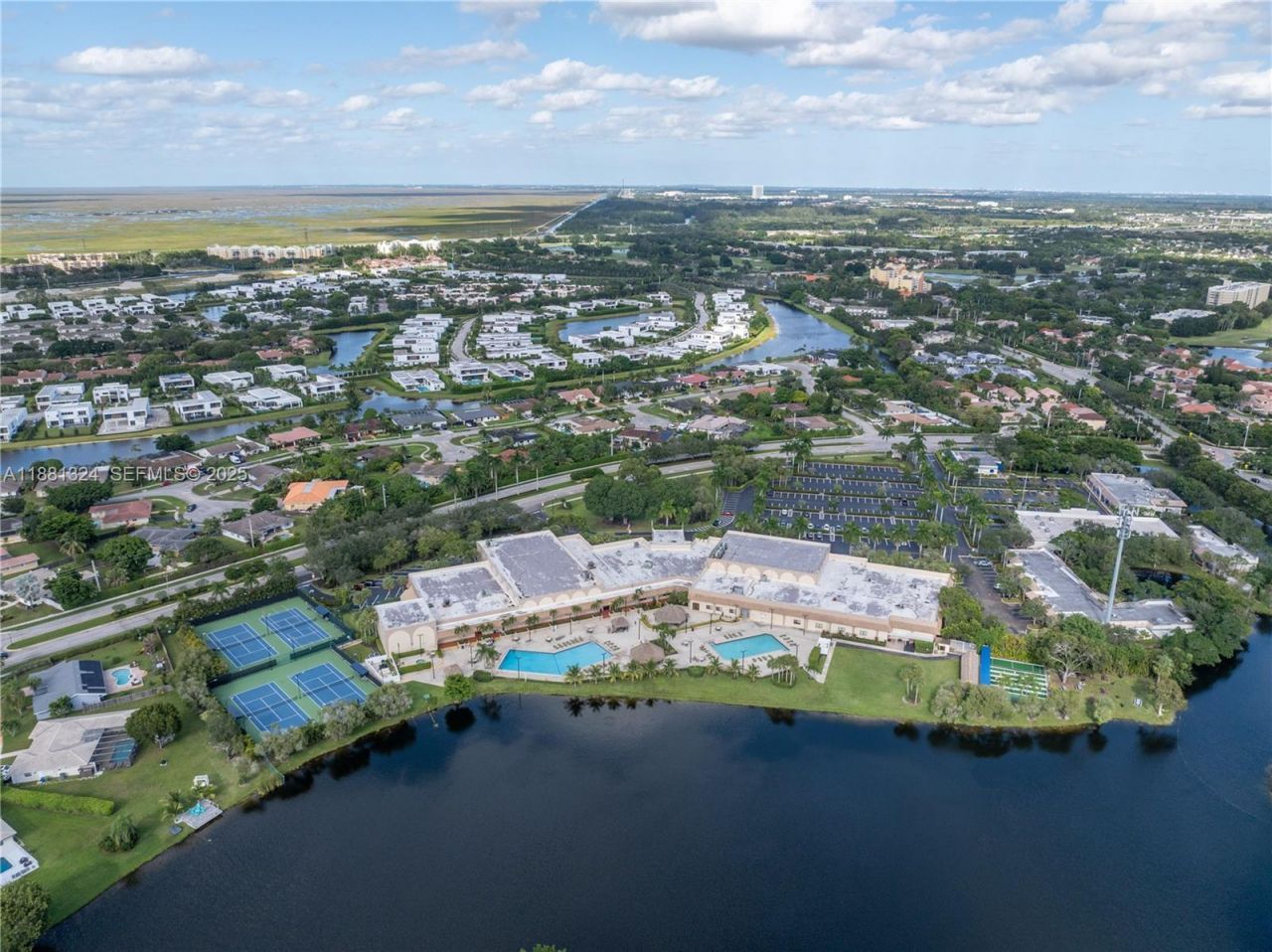 16273 Laurel Dr, Unit 7, Weston, FL 33326 Photo