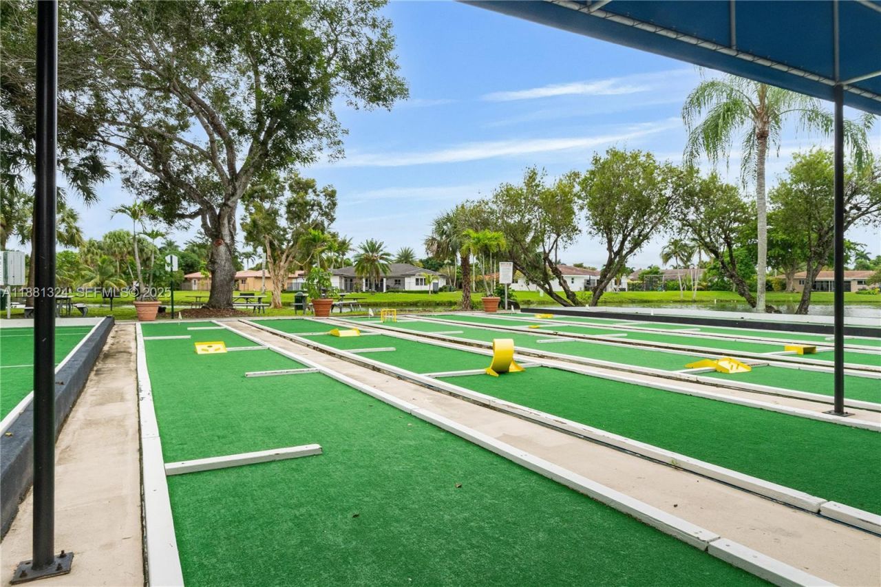 16273 Laurel Dr, Unit 7, Weston, FL 33326 Photo